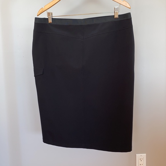 PRADA pencil skirt - Picture 2 of 10